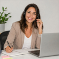 Работа с CRM на ноутбуке